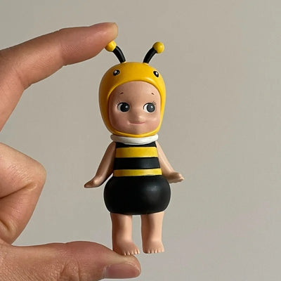 New Dreams Sonny Angel Animal Robby Harvest Hippers Secret Series Blind Box Confirm Doll Cute Ornament Gift Box Decorati